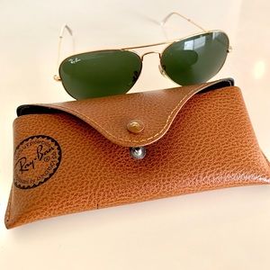 Classic rayban aviators, gold, large frames